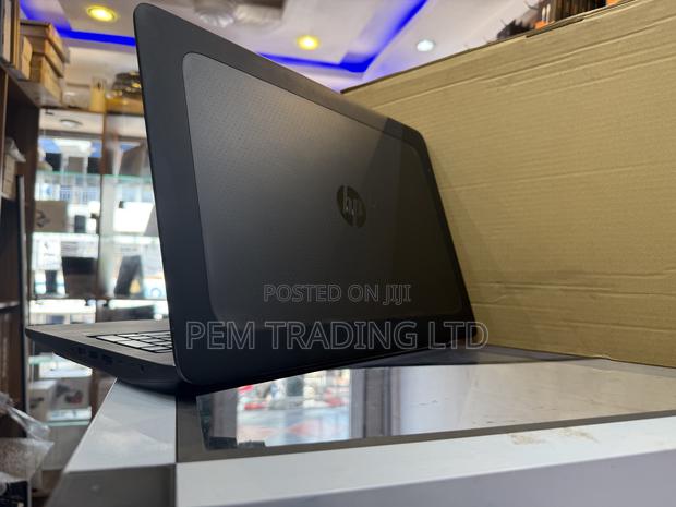 Laptop HP ZBook 15 G3 16GB Intel Core I7 SSD 512GB · Photo 2