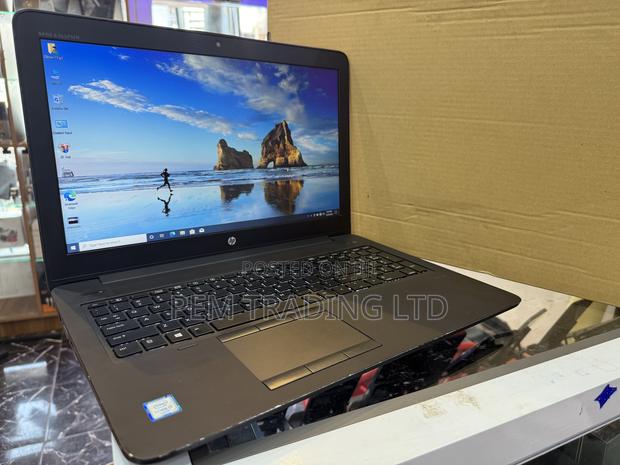 Laptop HP ZBook 15 G3 16GB Intel Core I7 SSD 512GB · Photo 3