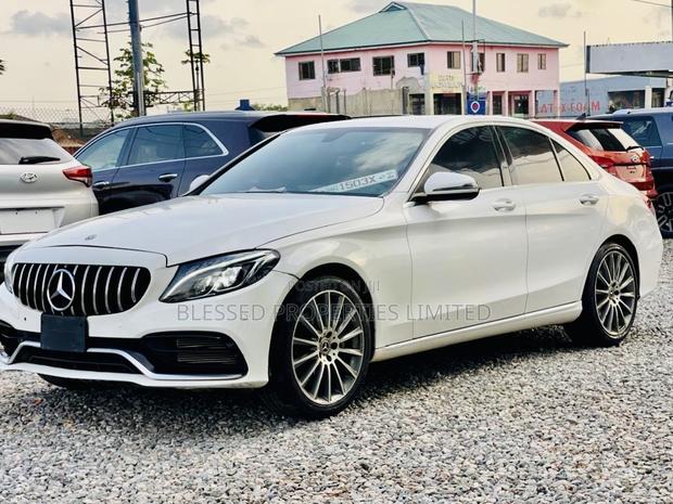Mercedes-Benz C300 Base C300 AWD 4MATIC Sedan 2018 White · Photo 2
