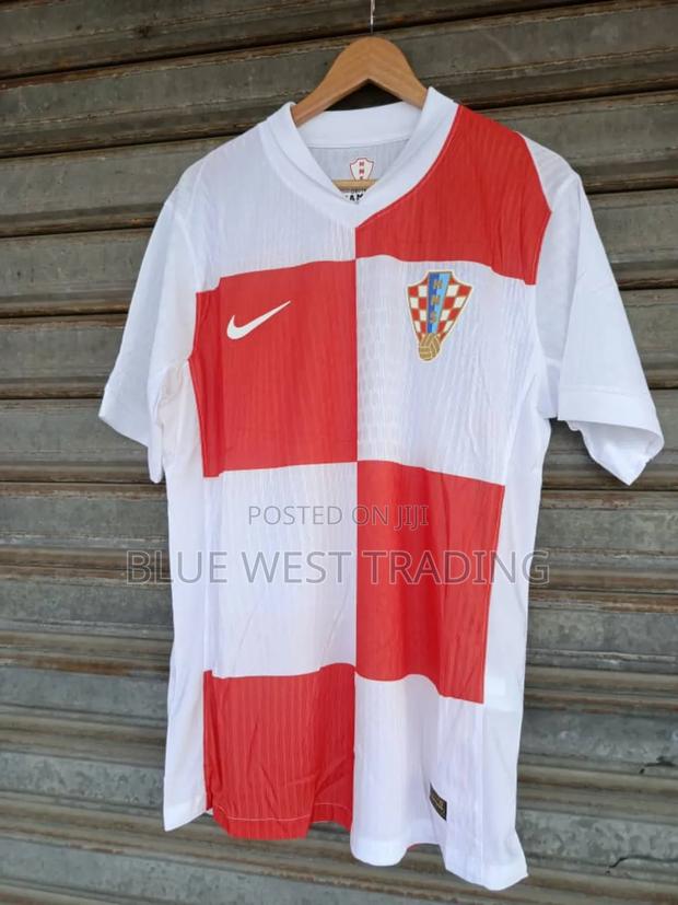Croatia 2024/2025 Home Jersey Player Version · Photo 4