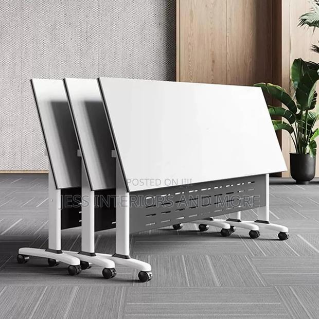 Folding Conference Table · Photo 2