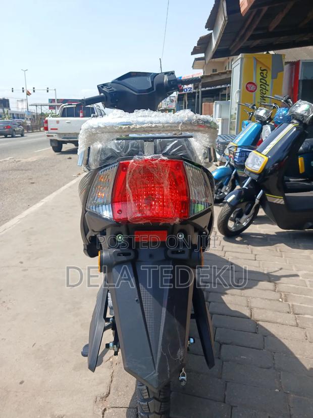 New Motorcycle 2025 Black · Photo 3