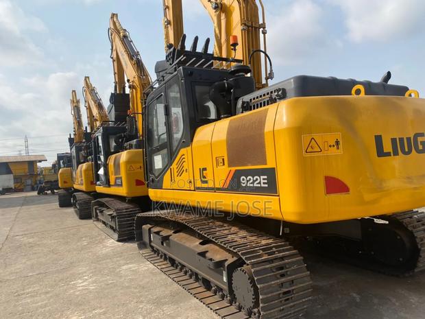 New and Foreign Sany 215 235 Excavators · Photo 2