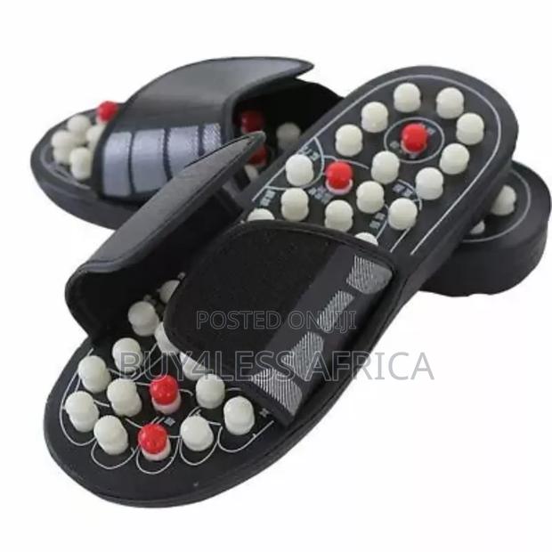 Premium Acupuncture Foot Massage Slipper · Photo 2