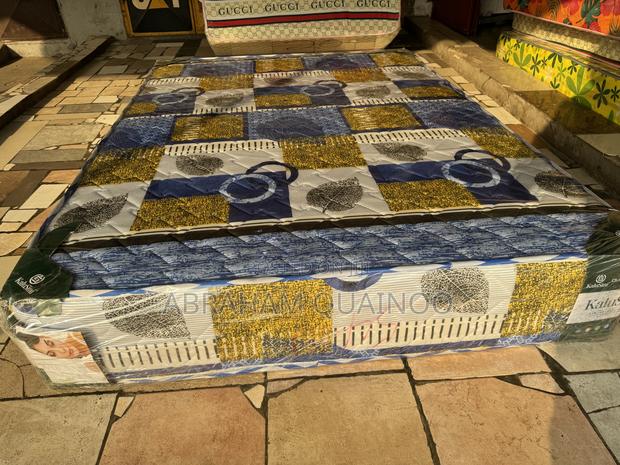 11inches Double High Density Mattress for Sale · Photo 1