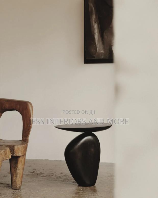 Side Table (Pebble Shaped) · Photo 4