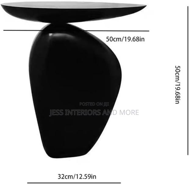 Side Table (Pebble Shaped) · Photo 3