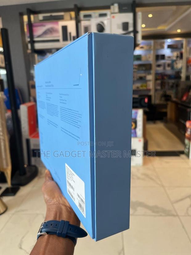 New Microsoft Surface Laptop 7 16GB Qualcomm Snapdragon X Plus 512GB · Photo 2