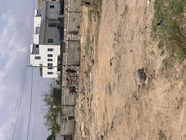 One Plot for Sale Around Emerf Estate And, Size 80/100 · Photo 5