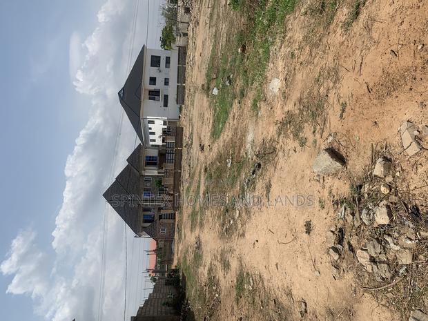 One Plot for Sale Around Emerf Estate And, Size 80/100 · Photo 2