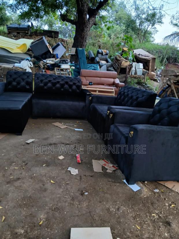 Quality Chairs · Photo 1