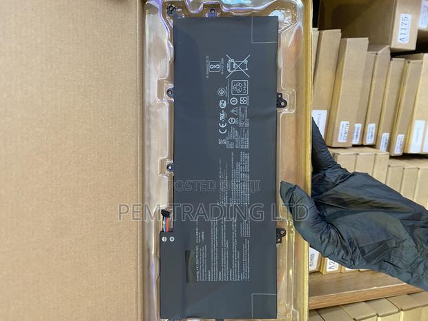 C31n1714 Laptop Battery for Asus Zenbook Flip 14 Ux461ua 1a · Photo 1