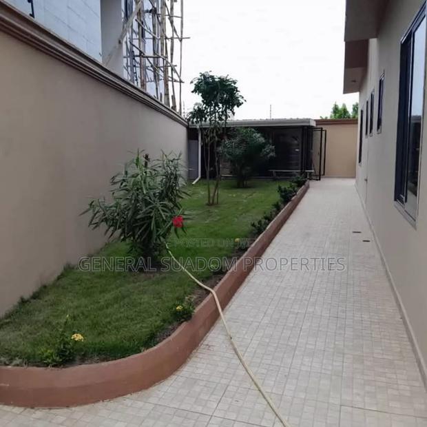 4bdrm Duplex in Suadom Properties, Tseaddo for rent · Photo 5