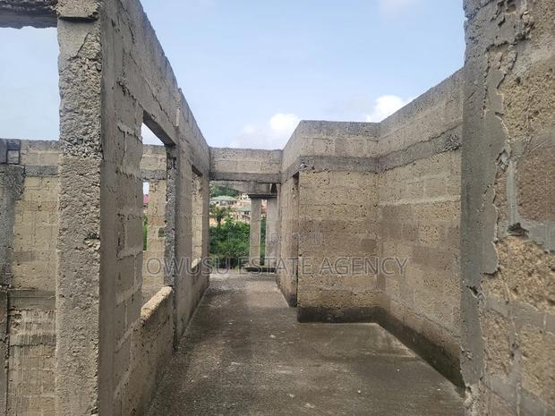 6bdrm House in Santasi Kokobeng, Kumasi Metropolitan for sale · Photo 8