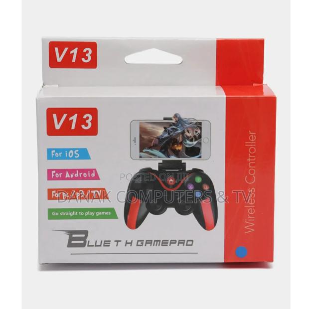 V13 Wireless Gaming Controller · Photo 3