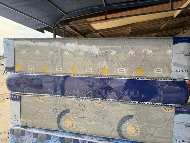11inches Super High Density Mattress for Sale · Photo 1