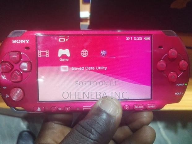 PSP Portable Version 3000 · Photo 1