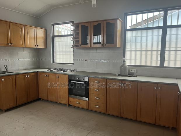3bdrm House in Bronko, Baatsona Total for rent · Photo 8