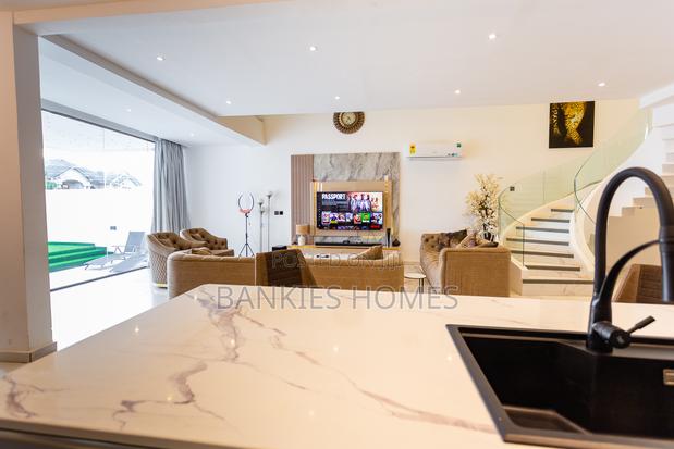 Furnished 3bdrm Townhouse / Terrace for rent · Photo 4