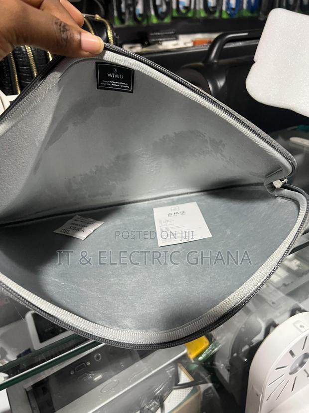 Laptop Bag · Photo 3