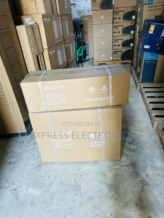 New Air Conditioning White Samsung 1.5hp Air Conditioner Inverter · Photo 1