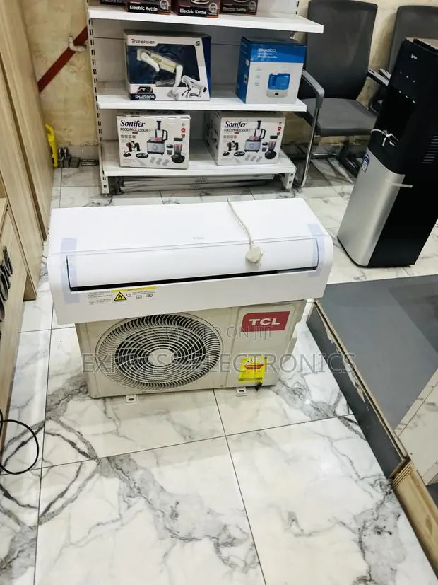 Less Expensive (1.5)Hp Split R410 Gas TCL · Photo 1