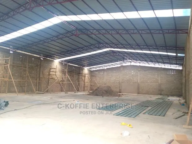1600 Sqm Warehouse at North Kaneshie 4 Rent · Photo 1