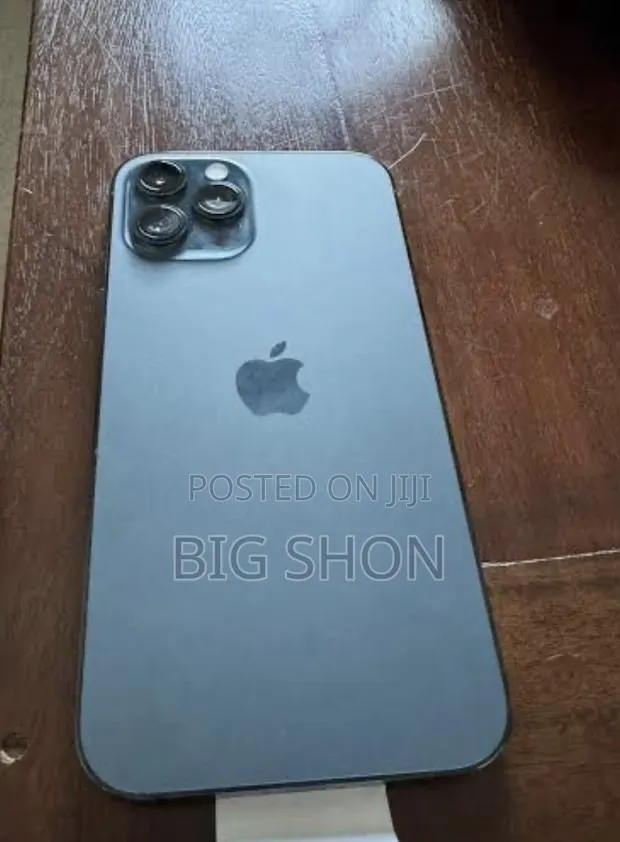 Apple iPhone 12 Pro Max 128 GB Blue · Photo 1