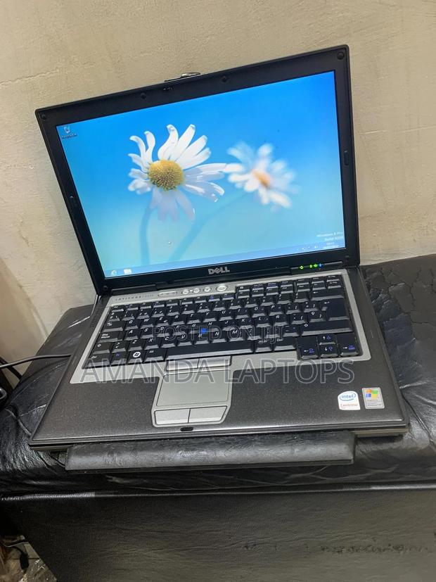 New Laptop Dell Latitude D610 4GB Intel HDD 160GB · Photo 3