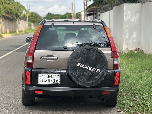 Honda CR-V Automatic 2005 Gold