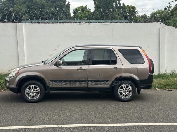 Honda CR-V Automatic 2005 Gold · Photo 7