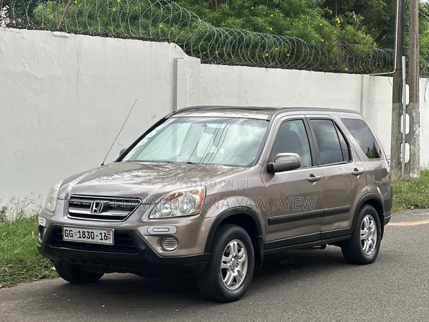 Honda CR-V Automatic 2005 Gold · Photo 6