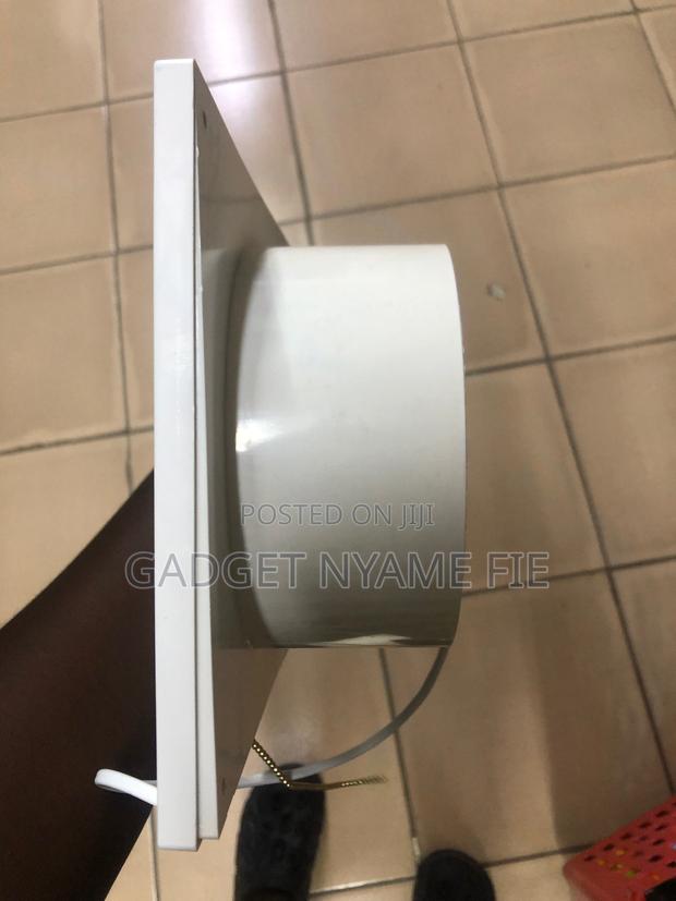 Ventilation Fan 6 Inches · Photo 2
