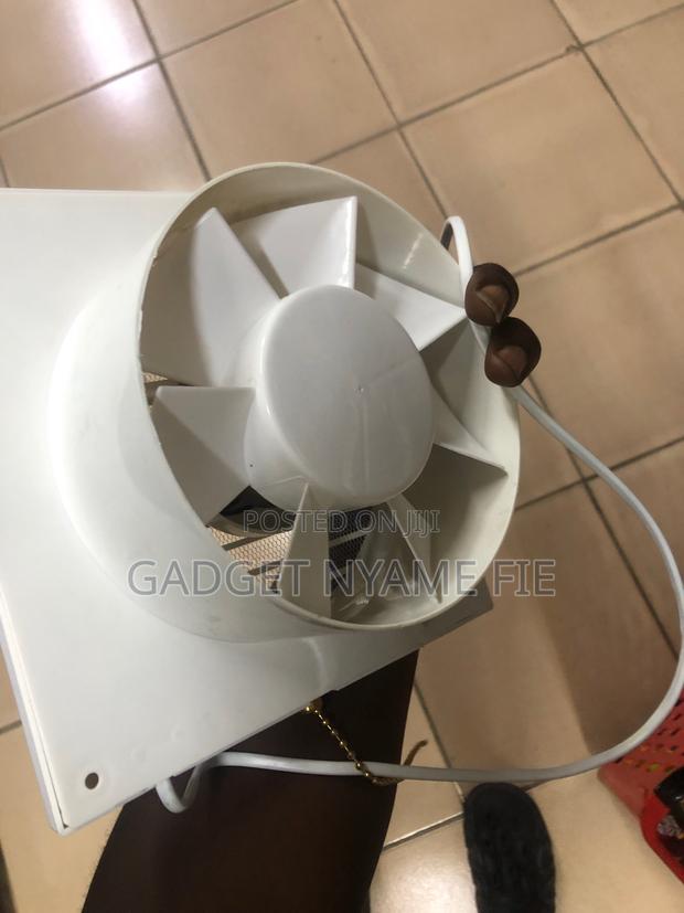 Ventilation Fan 6 Inches · Photo 3