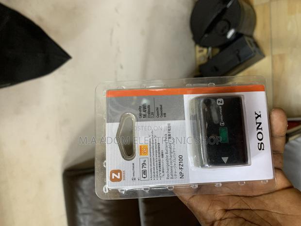 Fz1000 Battery Pack for Sony Camera · Photo 1