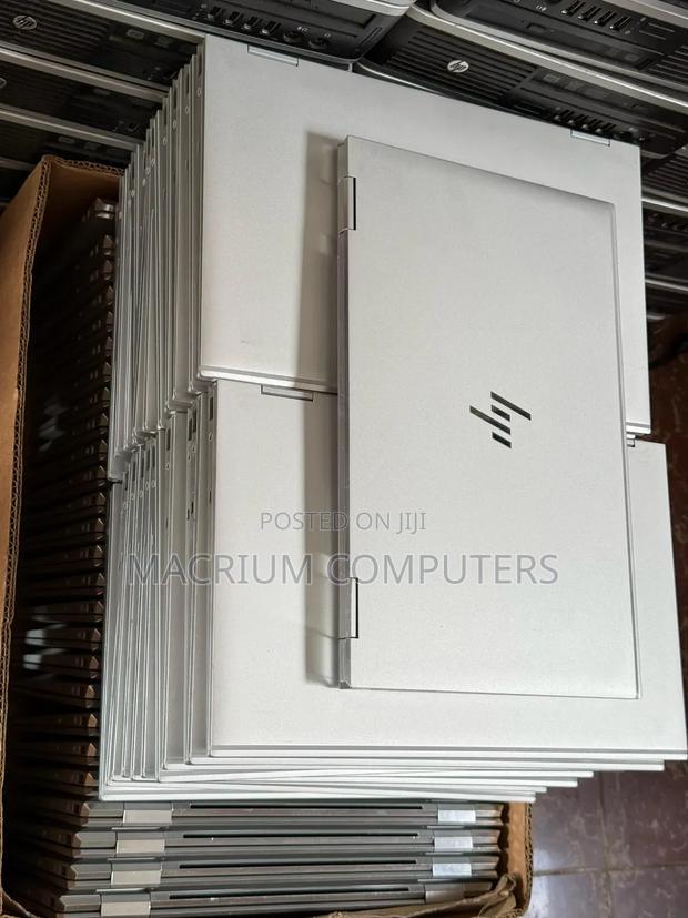New Laptop HP EliteBook 1040 G8 32GB Intel Core I7 SSD 512GB · Photo 5
