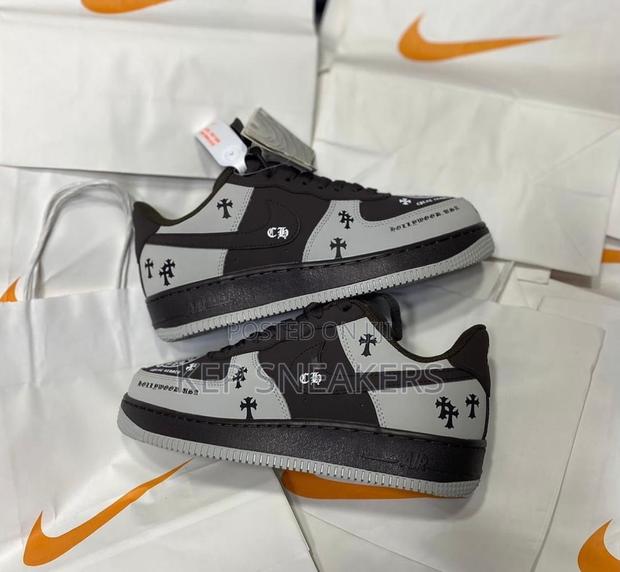 Nike Airforce 1 Chrome Heart · Photo 1