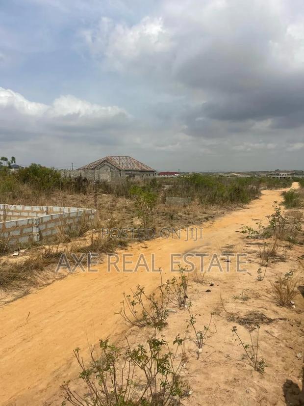Free Verified Document Offers on Plots at Prampram Beach Road · Photo 2