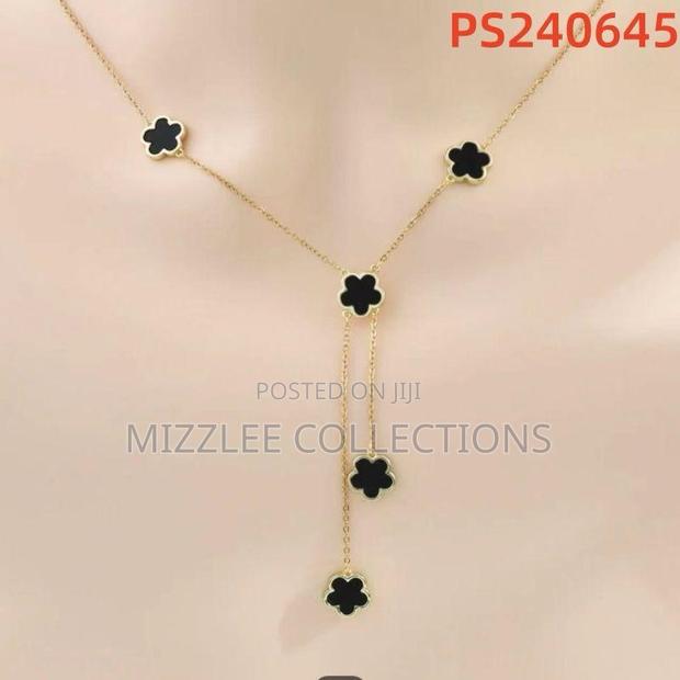 Stainless Steel Necklace · Photo 1