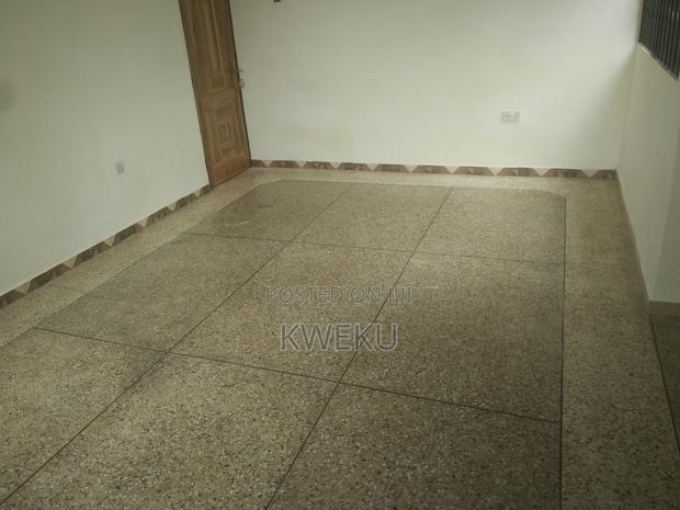 1bdrm Apartment in Estate Agency, Baatsona Total for rent · Photo 1