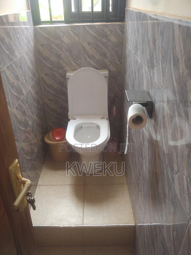 1bdrm Apartment in Estate Agency, Baatsona Total for rent · Photo 2