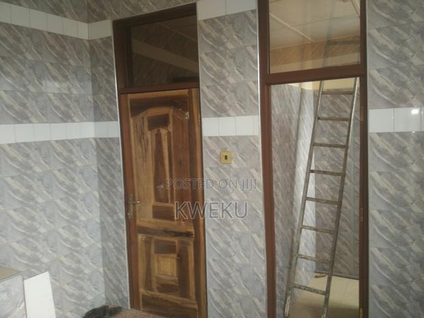 1bdrm Apartment in Estate Agency, Baatsona Total for rent · Photo 2