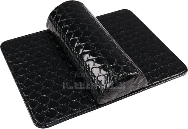 Soft Pu Leather Nail Arm Hand Rest Cushion Pillow · Photo 2