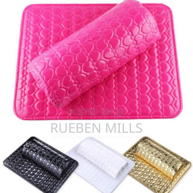 Manicure Tool Nail Art Arm Rest Pillow Wrist Hand Holder · Photo 3