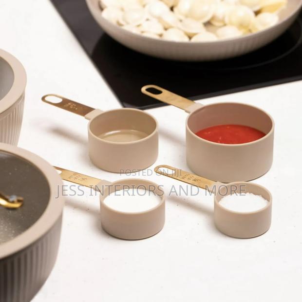 32-Piece Non-Stick Cookware Bakeware Set · Photo 4
