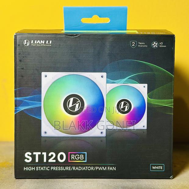 Lian Li St120 Argb 3pack Fans · Photo 1
