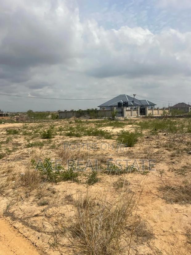 Well Plotted and Documented Plots at Afienya - Shai Hills · Photo 1