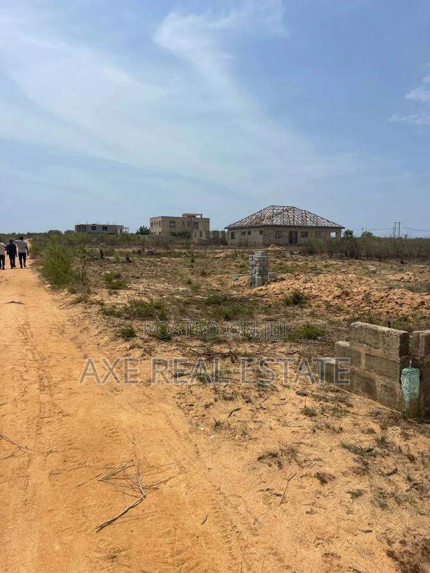 Few Half Plots Registered at Prampram Beach Road · Photo 1