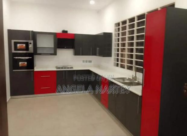 3bdrm House in Sakumono Estates for sale · Photo 8