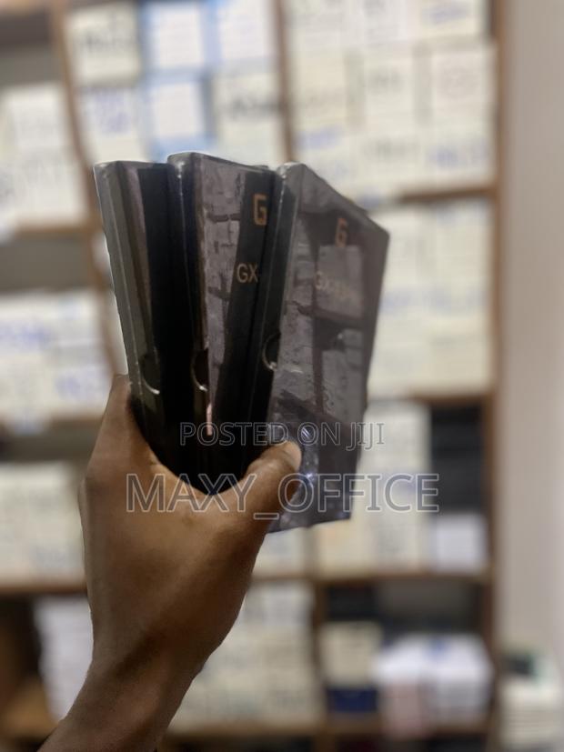 iPhone 13 Pro Original Screen Replacement · Photo 2